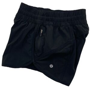 Lululemon Low Rise  4" Tracker Short Women's Size 4